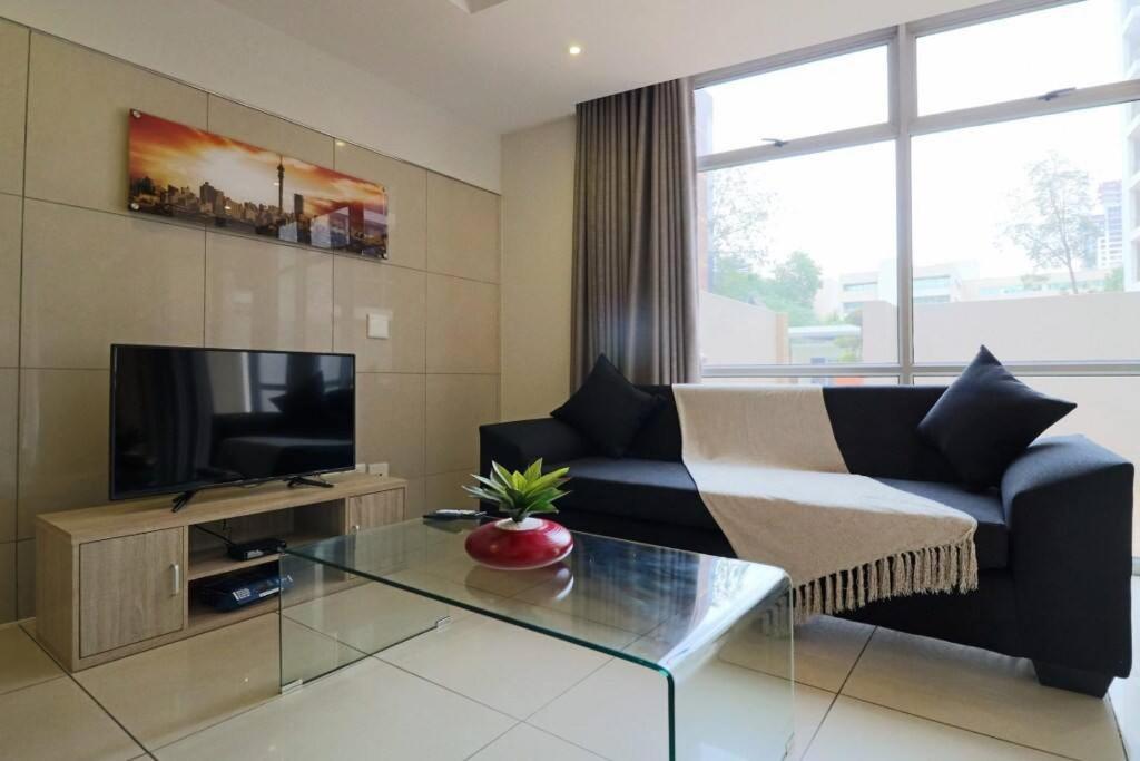 Upmarket Sandton Hydro Park Apartments 요하네스버그 외부 사진