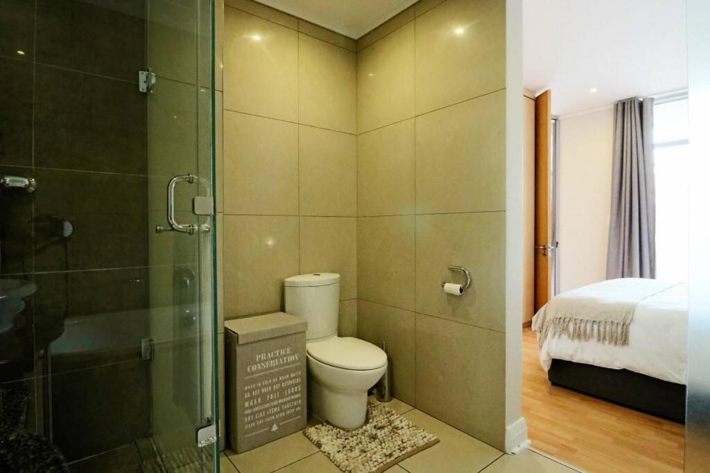 Upmarket Sandton Hydro Park Apartments 요하네스버그 외부 사진